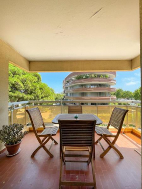 Nice studio with BALCONY near the BEACH
